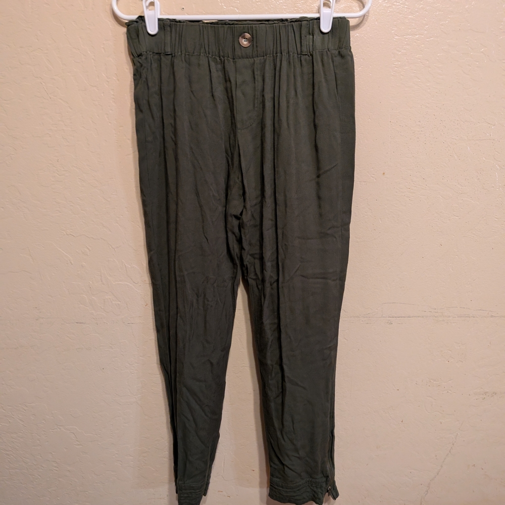 Guess Women's Forest Green Crepe Bottoms